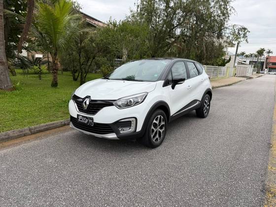 RENAULT CAPTUR 1.6 16V SCE FLEX INTENSE X-TRONIC RENAULT CAPTUR 1.6 16V SCE FLEX INTENSE X-TRONIC